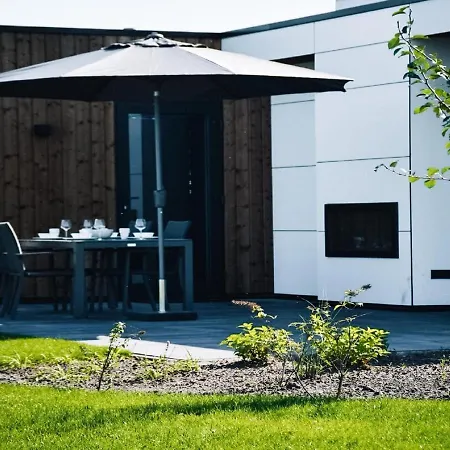 Beautiful Holiday In A Holiday Park Holiday home
